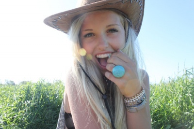 onschuldig_blond_meisje_400 onschuldig_blond_meisje_400